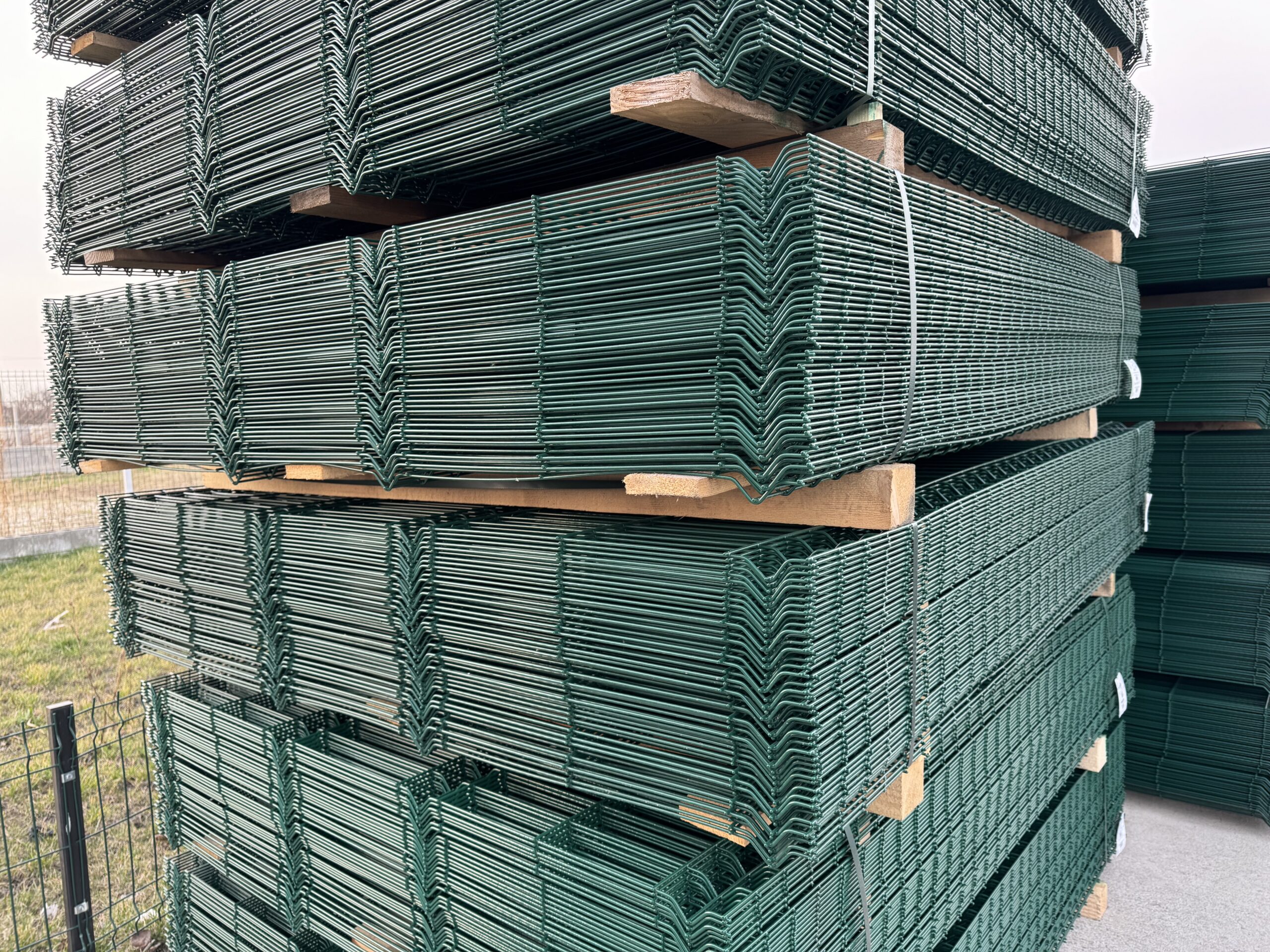 Panou bordurat zincat si plastifiat verde RAL6005 1500x2500MM 4,2MM - imagine 3